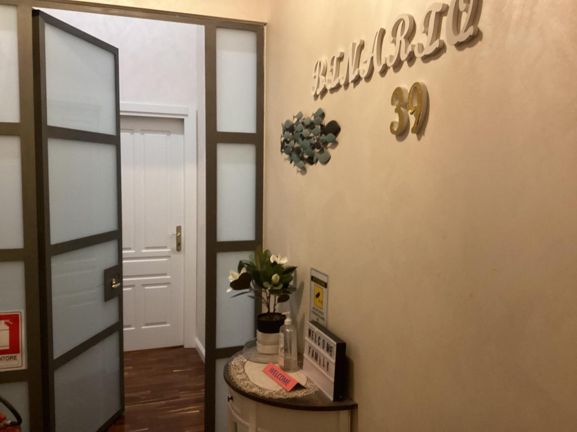 Beb Binario39 Bed & Breakfast Napoli Eksteriør bilde