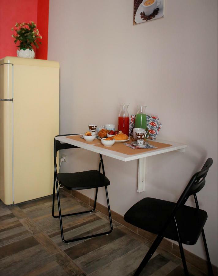 Beb Binario39 Bed & Breakfast Napoli Eksteriør bilde