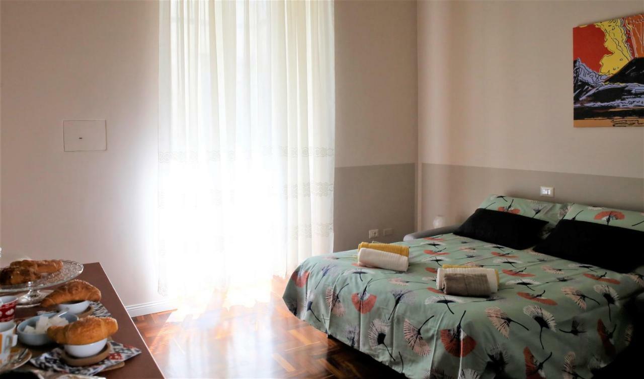 Beb Binario39 Bed & Breakfast Napoli Eksteriør bilde